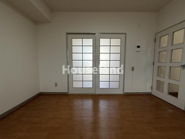 リベラルパレス新留の洋室