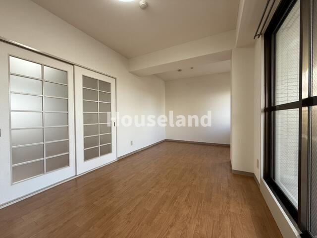 リベラルパレス新留の洋室