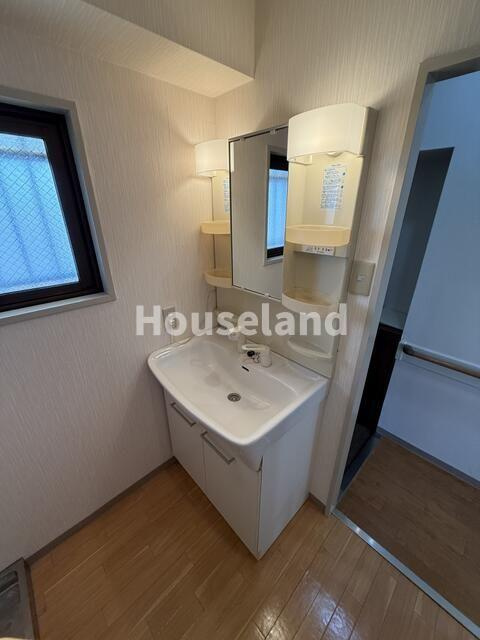 リベラルパレス新留の独立洗面台