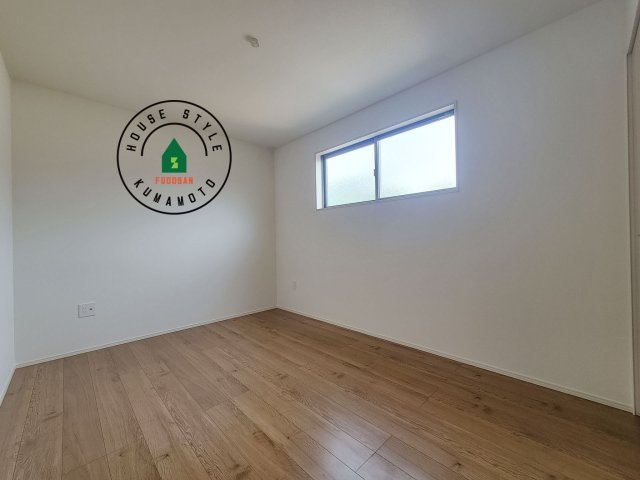 熊本市南区出仲間7丁目第3-1棟（1号棟）　の洋室|採光良好な洋室は全居室、複層ガラスの遮熱効果と断熱効果で、一年中快適に過ごせます。