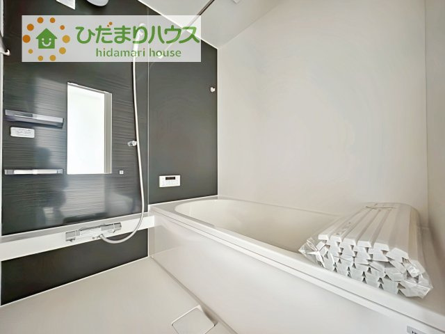 【浴室】 | 取手市白山6期　新築戸建　2号棟 | 大人が足を伸ばしても十分な広さ！一人でゆっくりくつろぐ時間も大切です！