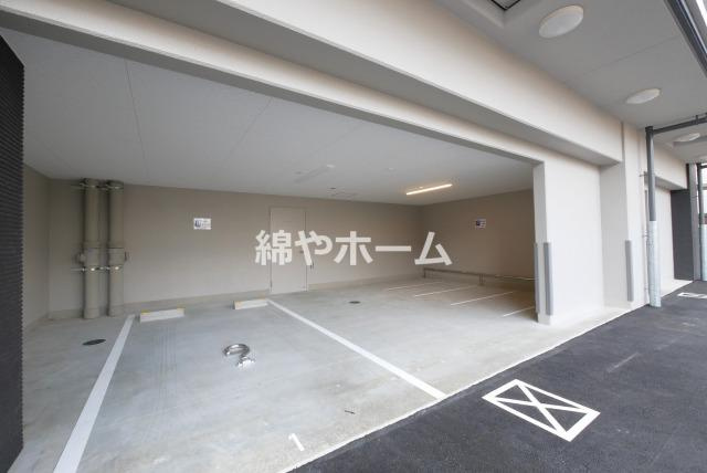 エスリード長居公園PARK AVENUEの駐車場|駐車場完備です