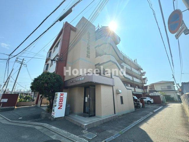 ルミエール参番館の外観