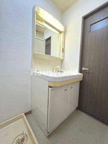 ルミエール参番館の洗面所