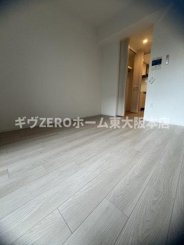 Quintet NAMBAの居間・リビング