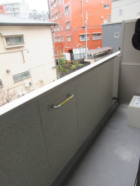 ao yokohamaのバルコニー|バルコニー