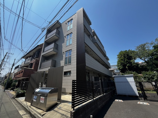 ao yokohamaのエントランス