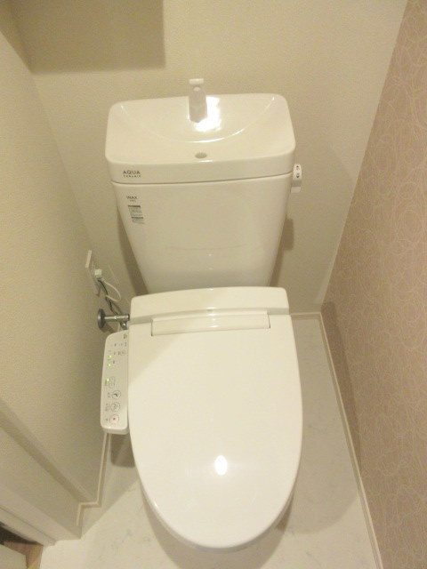 ao yokohamaのトイレ|トイレは嬉しいウォシュレット