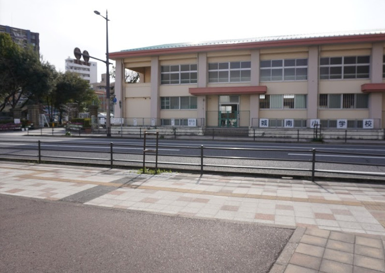 鹿児島市甲突町　一棟マンションの周辺