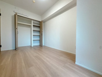 【洋室】 | コアマンション和白東パセオ☆仲介手数料無料☆ | 収納力としては物足りないかもしれませんが、そこは貴方のアイディア次第、工夫してみてください。