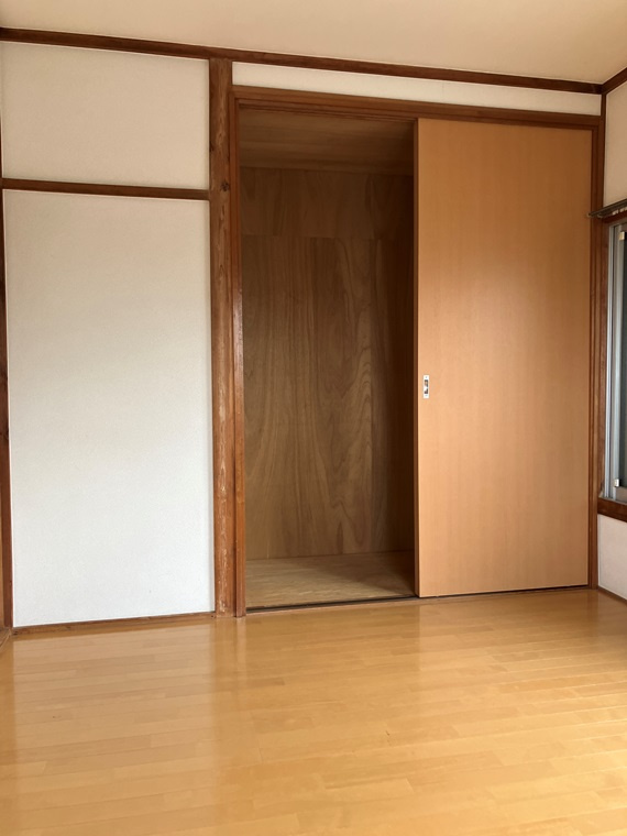 西平山戸建の収納