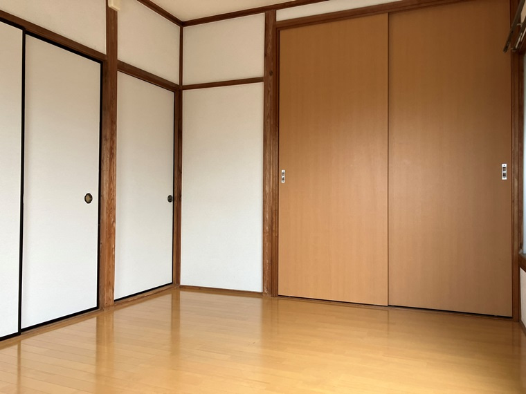 西平山戸建の内装