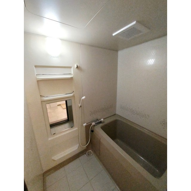 レジデンス・スギエの浴室|浴室