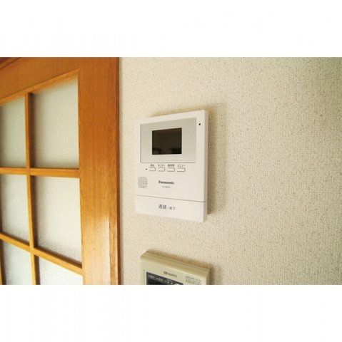 レジデンス・スギエの設備|TVモニター付きインターホン