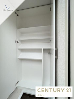 【玄関】 | 高稲荷ハイツ／タカイナリハイツ