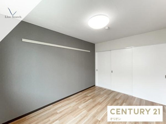 【洋室】 | 高稲荷ハイツ／タカイナリハイツ