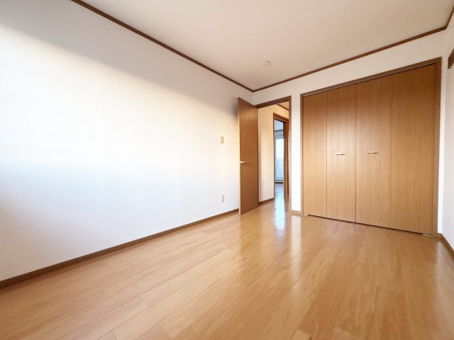 【寝室】 | チェリークイーン