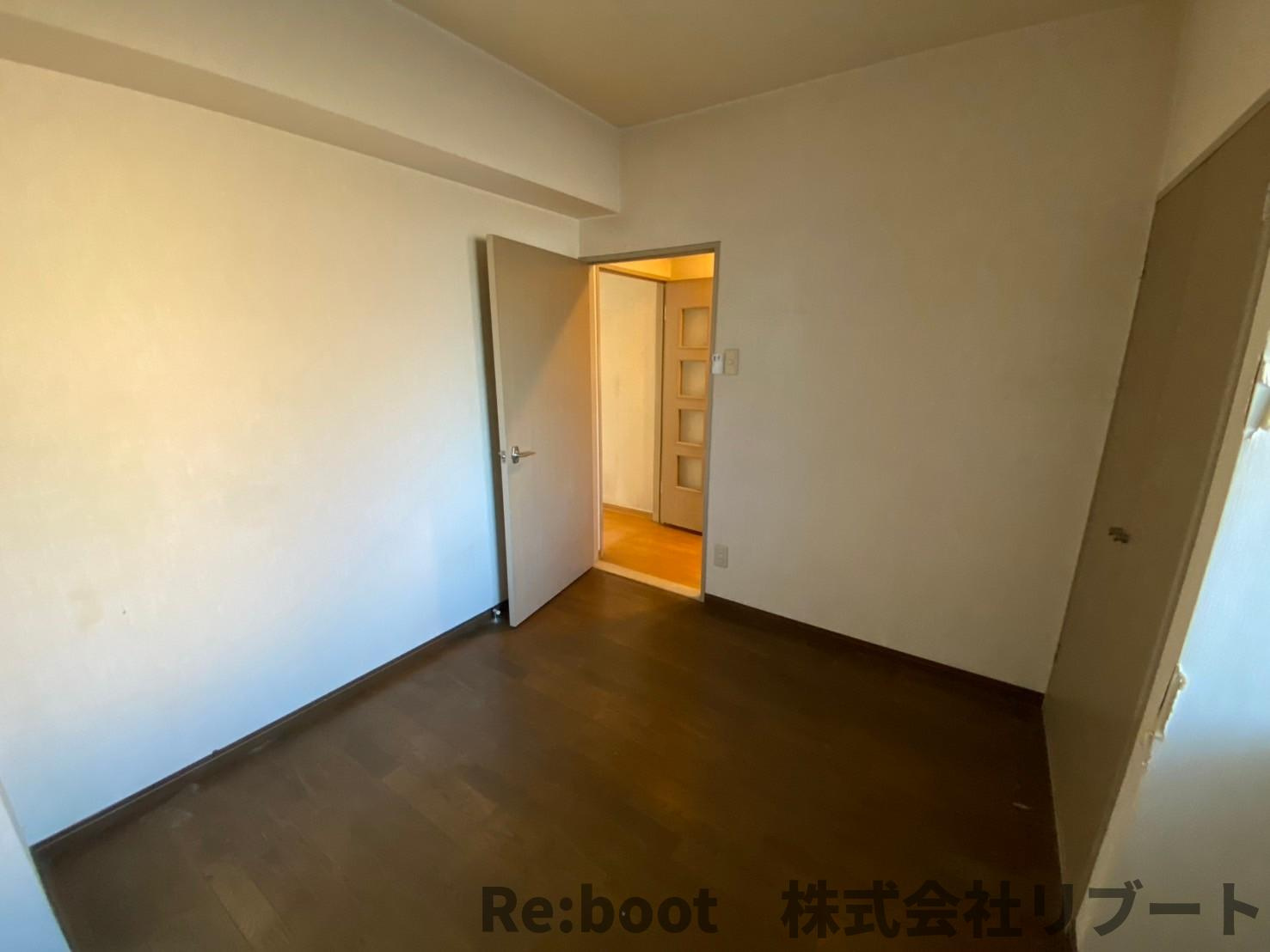 ブルームライフ市川（旧エヴァーグリーン市川）の洋室