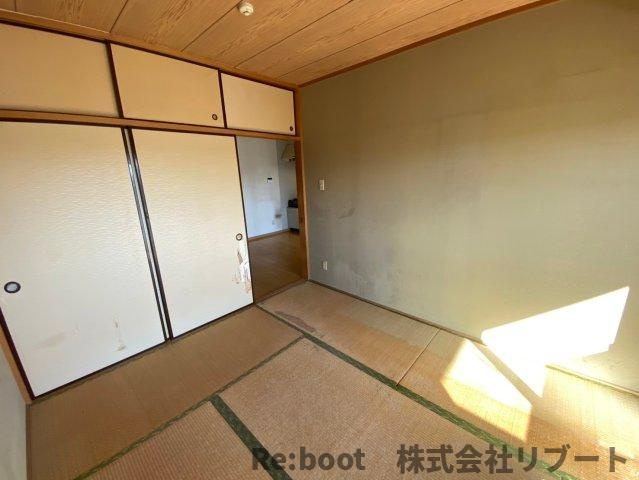 ブルームライフ市川（旧エヴァーグリーン市川）の和室