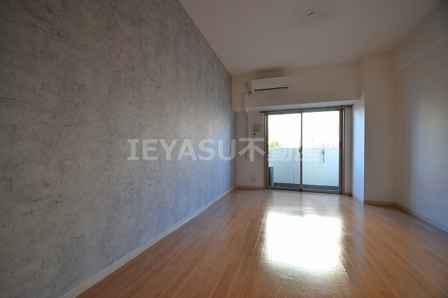 リーベングランツ平和大通りの居間・リビング