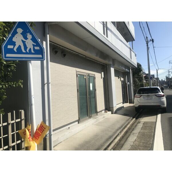 ロワ・ヴェール瑞穂の外観