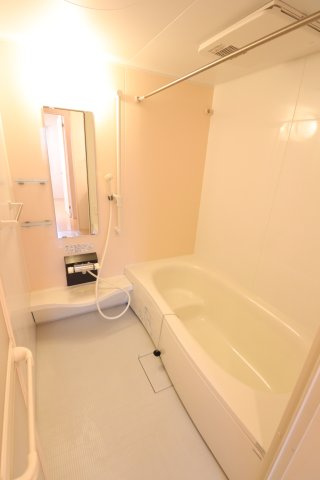 エフハウスの浴室