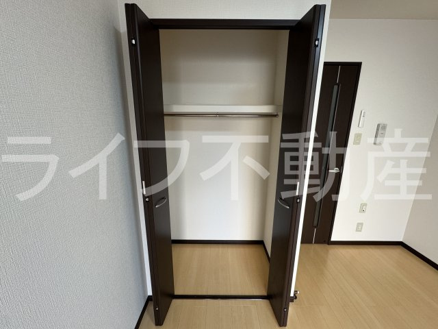 アルベージュ八戸ノ里Ⅰ番館の収納|たっぷりとした収納スペースです