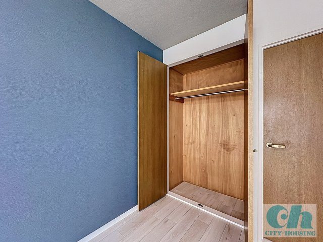 クイーン小金井 205号室の収納