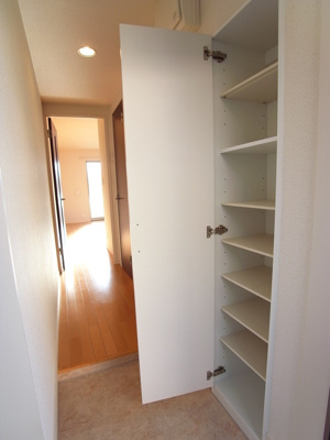 【玄関】 | リブリ・パーシモン | シンプルで使いやすい玄関です