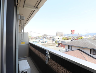 【バルコニー】 | レーヴ新地 | レーヴ新地303 バルコニー