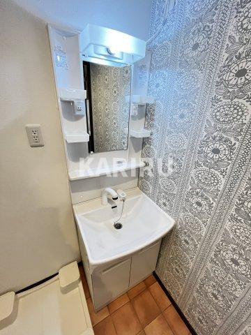 ウインズコート都島の洗面所|使いやすい洗面所です