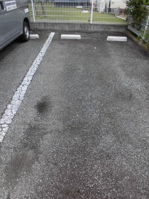 南小畑１丁目店舗付アパートＡの駐車場|駐車場