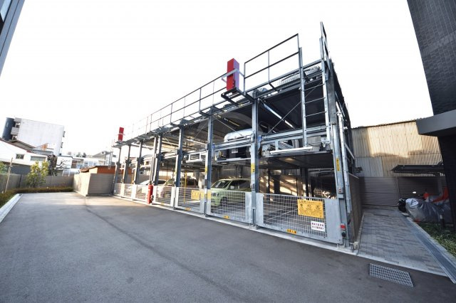 プレサンス大阪福島シエルの駐車場|プレサンス大阪福島シエル　駐車場