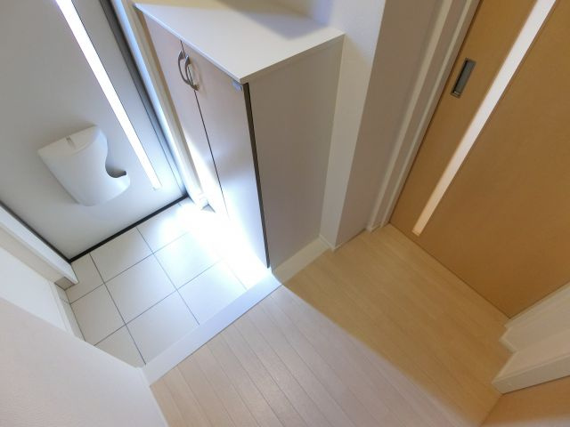 メゾンドソレイユの玄関