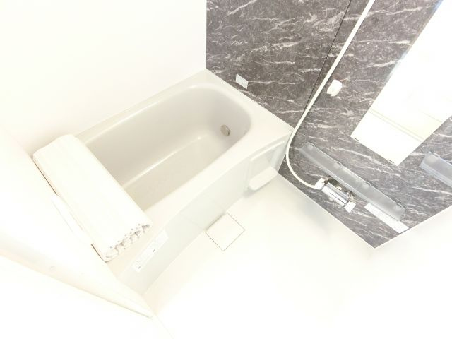 メゾンドソレイユの浴室