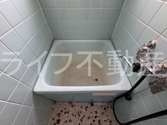 八戸ノ里文化Ⅱの浴室|きれいなお風呂です