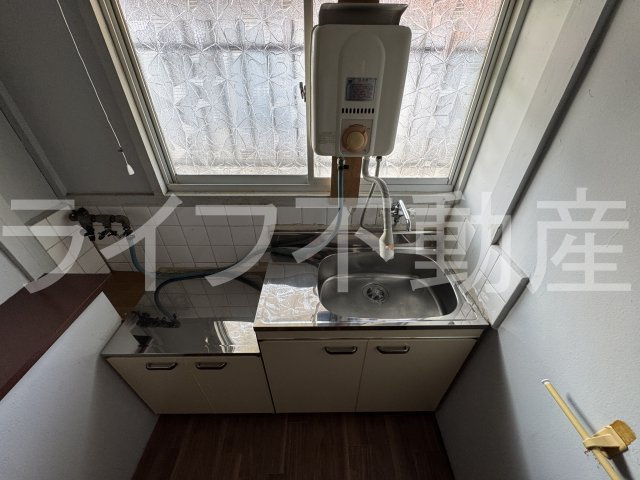 八戸ノ里文化Ⅱの洗面所|コンパクトで使いやすい洗面所