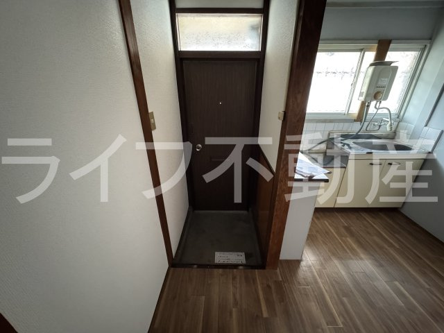 八戸ノ里文化Ⅱの玄関|明るい玄関です