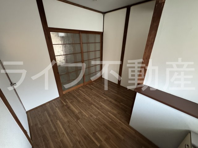 八戸ノ里文化Ⅱの洋室|明るい洋室です