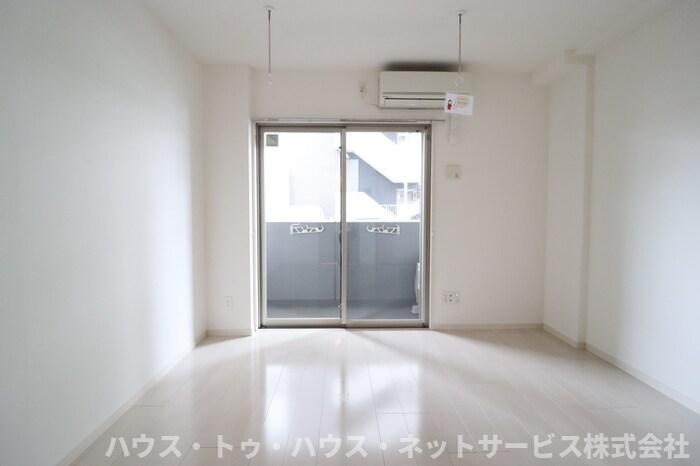 Ⅴestaの居間・リビング