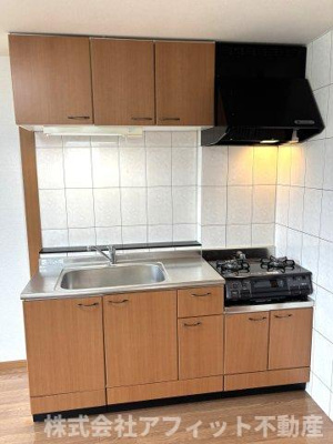 【キッチン】 | アルファルドⅡ | 吊戸棚付き