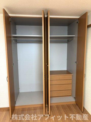 【収納】 | アルファルドⅡ | クローゼット