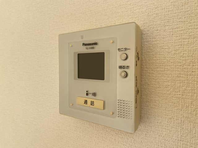 エミネンス豊岡のセキュリティ|ＴＶインターホン付きで安心ですね(^^)
