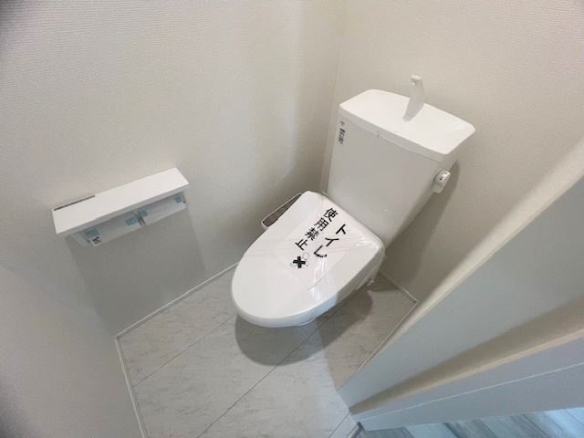 茅ヶ崎市松が丘1丁目　新築戸建　1号棟のトイレ|1階トイレ◇◇