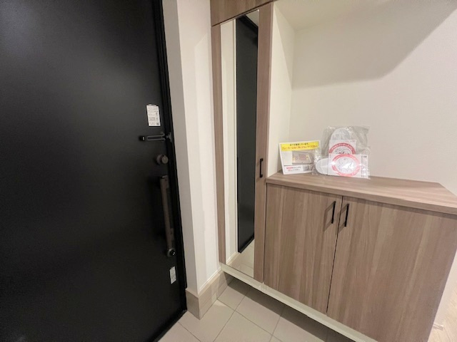 茅ヶ崎市松が丘1丁目　新築戸建　1号棟の玄関|玄関収納付き◇◇