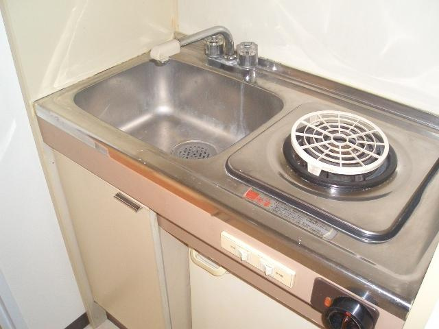 【キッチン】 | メゾンドール山中