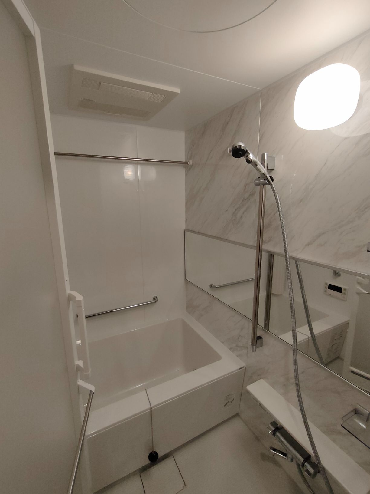 ルフレグランデ府中の浴室