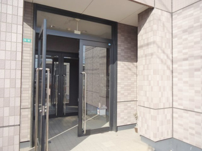 【その他】 | サンフォレスト曙 | エントランス