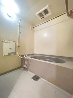 【浴室】 | サンビューラ津之江A棟