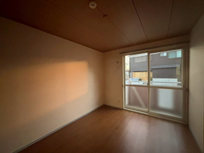 【洋室】 | ヴィラ新宅